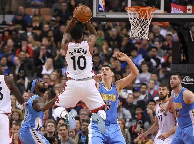 年轻而充满 年轻而充满