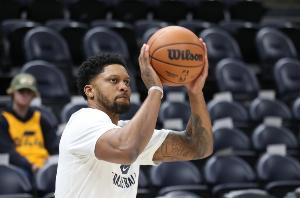 比赛中继续 比赛中继续