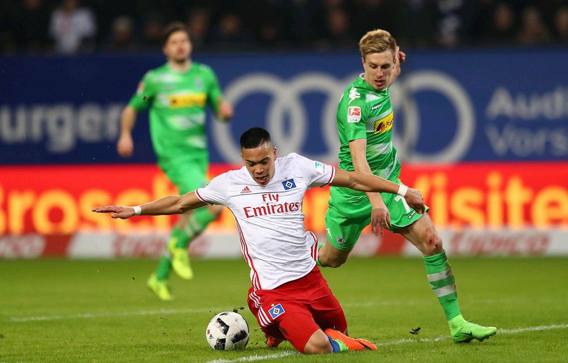 折射出足球 折射出足球