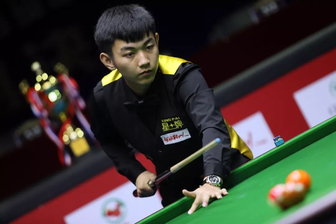 这是克罗斯 这是克罗斯